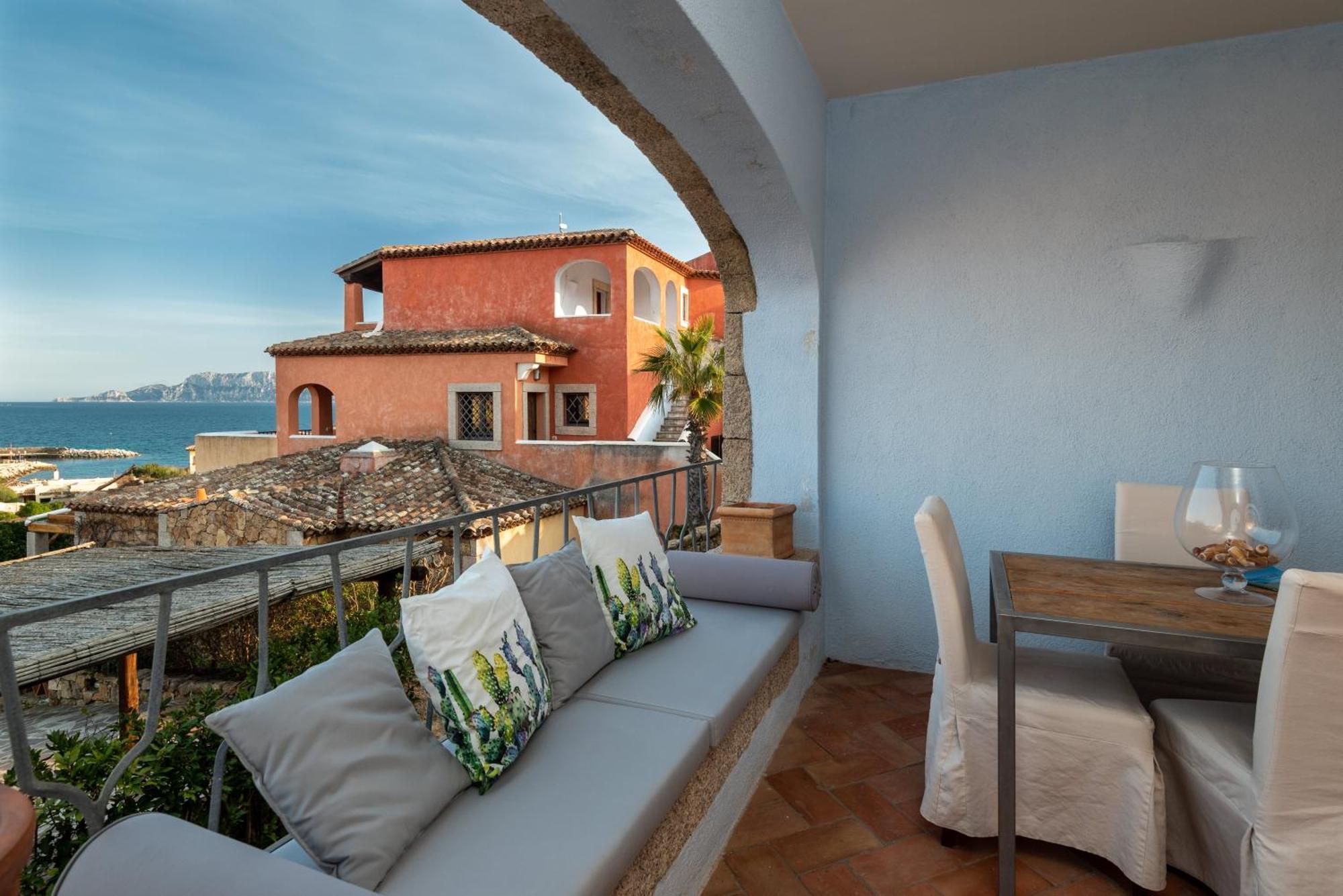 Le Case Del Golfo - Your House In Sardinia Golfo Aranci Exterior foto